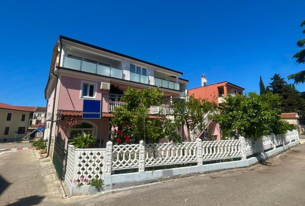 Apartments Tereza Novigrad Istria Eksteriør bilde